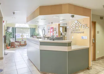 Microtel Inn & Suites by Wyndham Gulf Shores hotel thumbnail 4