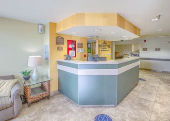 Microtel Inn & Suites by Wyndham Gulf Shores hotel thumbnail 5