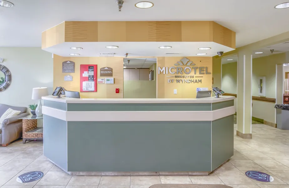Microtel Inn & Suites by Wyndham Gulf Shores hotel detail image 6