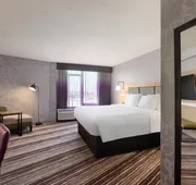 Holiday Inn Philadelphia Arpt-Stadium Area by IHG hotel detail image 7