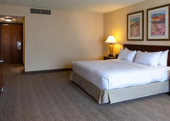 DoubleTree by Hilton San Jose hotel thumbnail 7