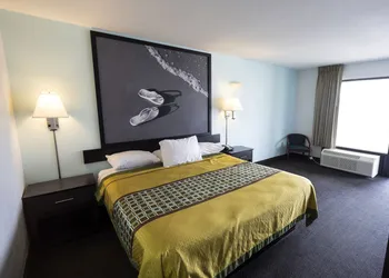 Ocean Breeze Inn hotel thumbnail 5