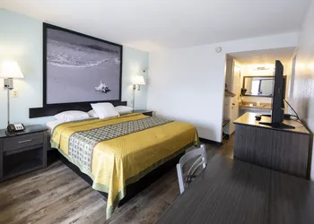 Ocean Breeze Inn hotel thumbnail 7