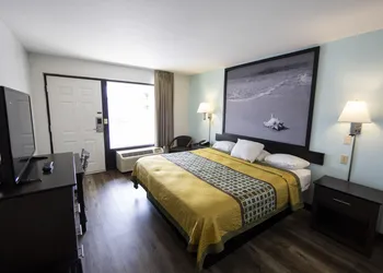 Ocean Breeze Inn hotel thumbnail 8