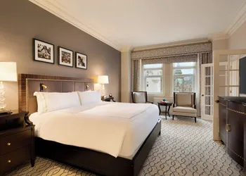 Fairmont Chateau Laurier Gold Experience hotel thumbnail 5