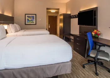 Holiday Inn Express and Suites Jacksonville East by IHG hotel thumbnail 2
