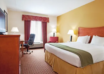 Holiday Inn Express Hotel Jacksonville North - Fernandina by IHG hotel thumbnail 5