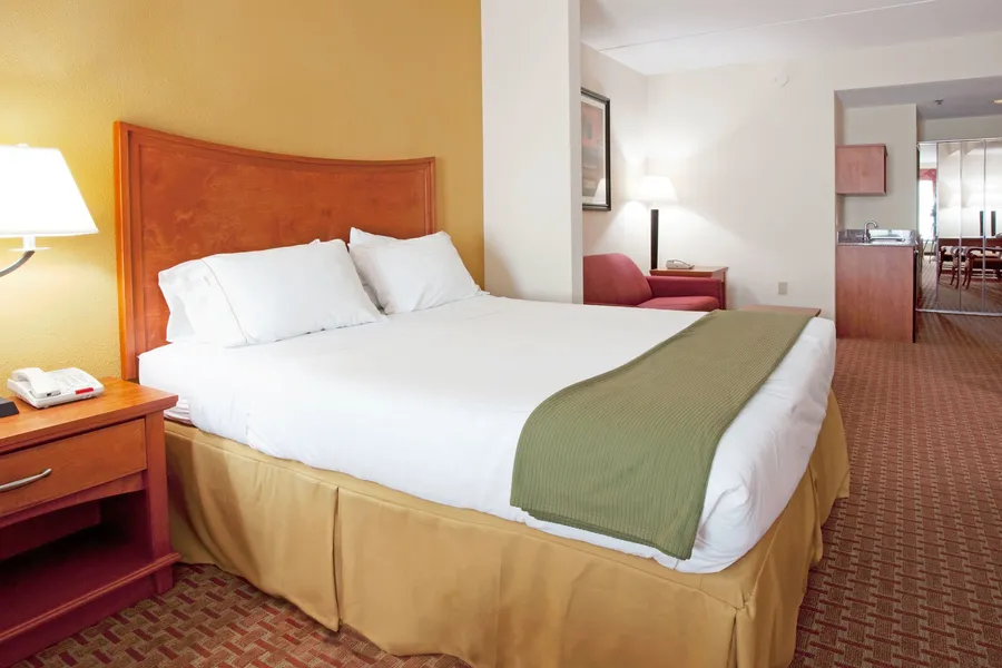 Holiday Inn Express & Suites Jacksonville North-Fernandina by IHG hotel detail image 2