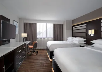 Delta Hotels by Marriott™ Jacksonville Deerwood hotel thumbnail 6
