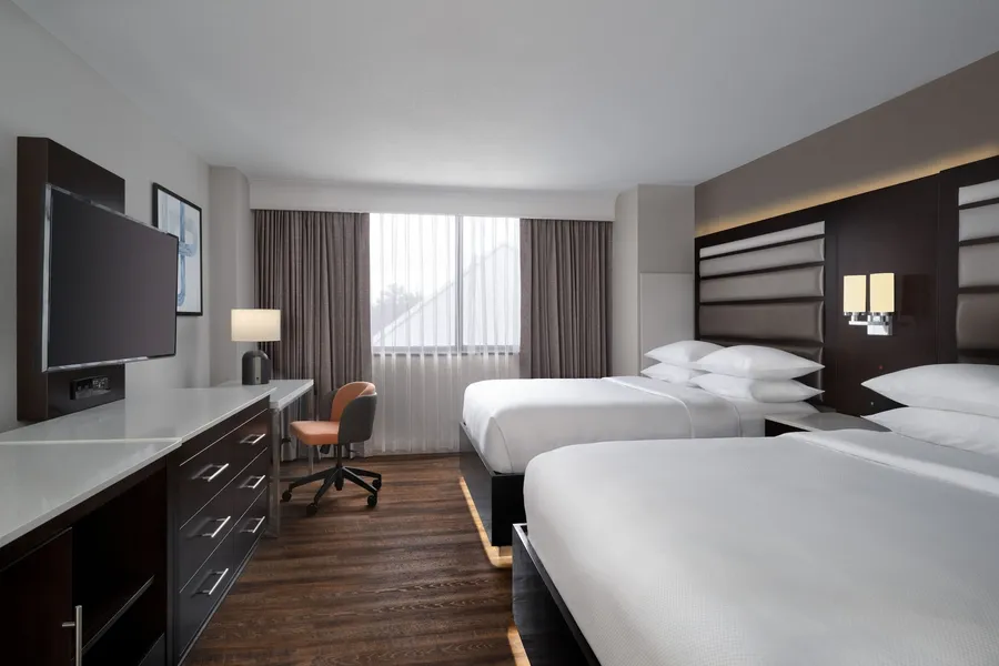 Delta Hotels by Marriott™ Jacksonville Deerwood hotel detail image 6