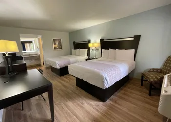 Tricove Inn & Suites hotel thumbnail 3