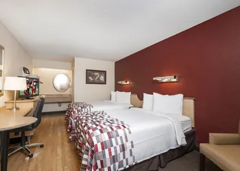 Red Roof Inn Detroit - Dearborn/Greenfield Village hotel thumbnail 6