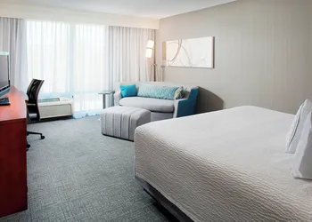 Courtyard By Marriott Ann Arbor hotel thumbnail 7