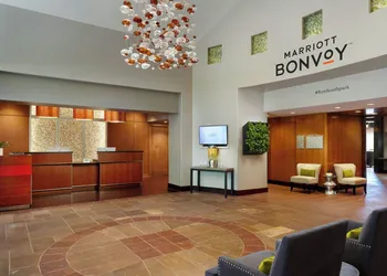 Renaissance Charlotte SouthPark hotel thumbnail 3
