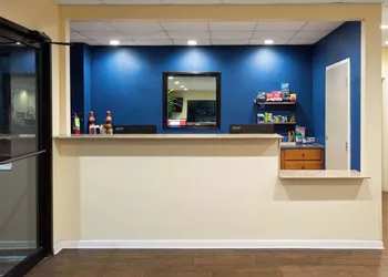 Days Inn by Wyndham Biloxi Beach hotel thumbnail 2