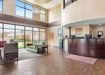 Comfort Suites Gulfport Central hotel thumbnail 3