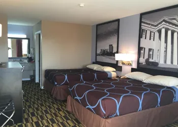 Super 8 by Wyndham Ocean Springs Biloxi hotel thumbnail 8