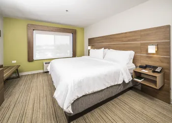 Holiday Inn Express Indianapolis South by IHG hotel thumbnail 4