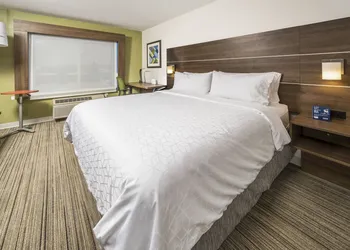 Holiday Inn Express Indianapolis South by IHG hotel thumbnail 5