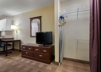 Extended Stay America Suites Indianapolis Castleton hotel thumbnail 4