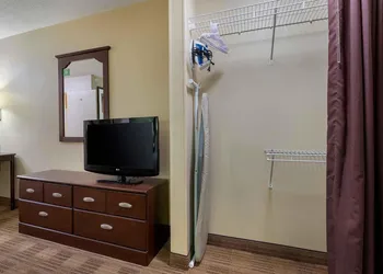 Extended Stay America Suites Indianapolis Castleton hotel thumbnail 6