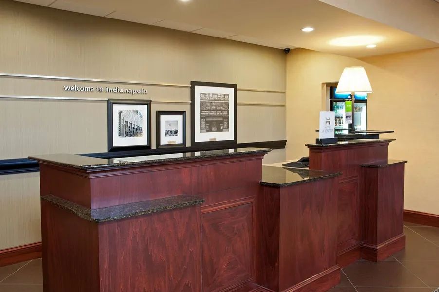 Hampton Inn & Suites Indianapolis-Airport hotel detail image 2