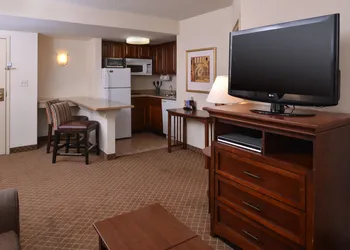 Staybridge Suites Indianapolis-Airport by IHG hotel thumbnail 4