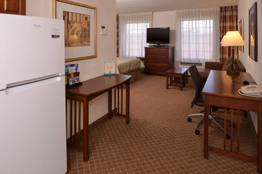 Staybridge Suites Indianapolis-Airport by IHG hotel detail image 6