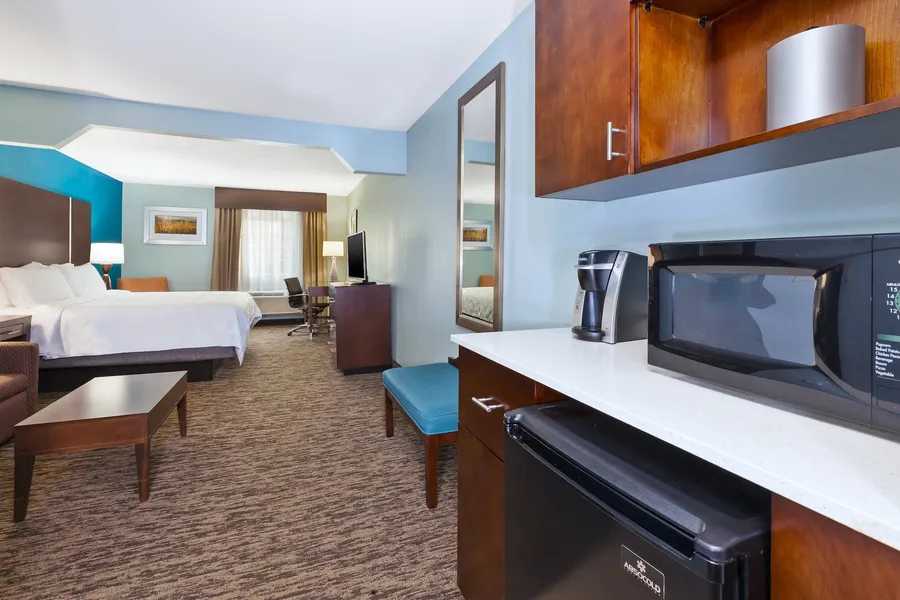 Holiday Inn Express & Suites - North Carmel / Westfield by IHG hotel detail image 6