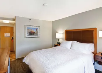 Hampton Inn Memphis-Poplar hotel thumbnail 7