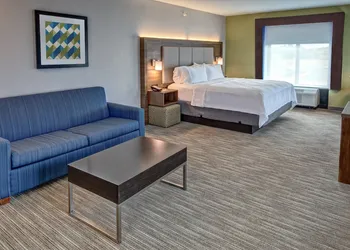 Holiday Inn Express Hotel & Suites Memphis Southwind by IHG hotel thumbnail 6