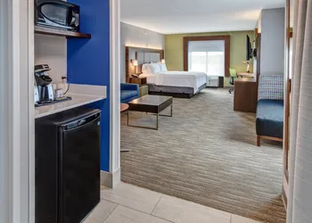 Holiday Inn Express Hotel & Suites Memphis Southwind by IHG hotel thumbnail 8