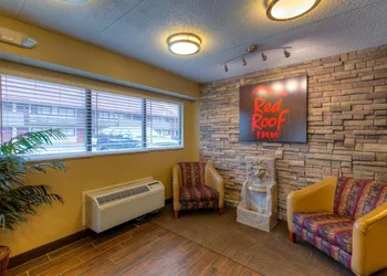 Red Roof Inn Memphis East hotel thumbnail 3