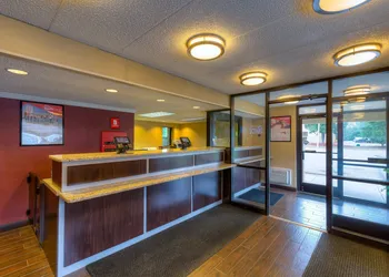 Red Roof Inn Memphis East hotel thumbnail 5