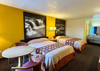 Red Roof Inn Williamsburg North hotel thumbnail 7