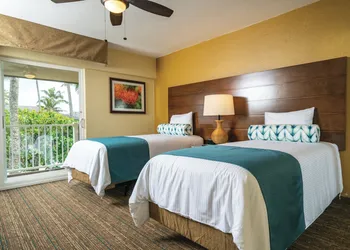 Kauai Coast at the Beachboy hotel thumbnail 5