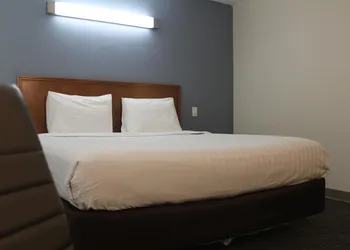 Comfort Inn Rohnert Park Sonoma County hotel thumbnail 2