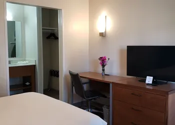 Comfort Inn Rohnert Park Sonoma County hotel thumbnail 7