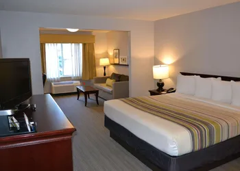 Country Inn & Suites by Radisson, Gurnee, IL hotel thumbnail 7