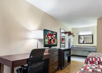Red Roof Inn Cincinnati Airport–Florence/ Erlanger hotel thumbnail 8