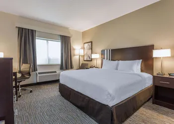 Wingate by Wyndham Gurnee hotel thumbnail 4