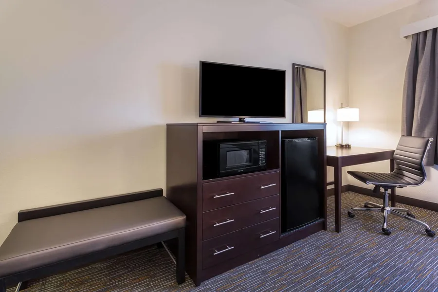 Wingate by Wyndham Gurnee hotel detail image 6