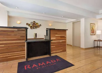 Ramada by Wyndham Oakland Downtown City Center hotel thumbnail 4