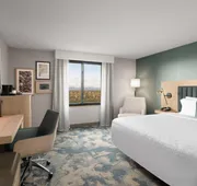 Hampton Inn & Suites Oakland Airport-Alameda hotel detail image 4