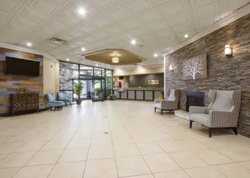 Clarion Inn Asheville Airport hotel thumbnail 2