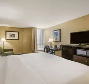 Clarion Inn Asheville Airport hotel detail image 7