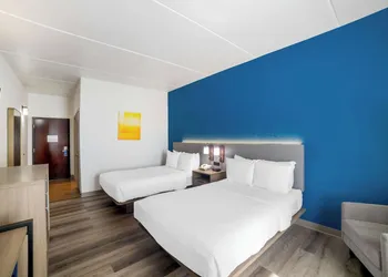 Comfort Inn Asheville Airport hotel thumbnail 5