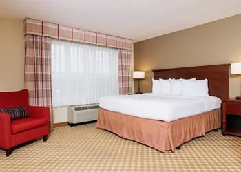 Country Inn & Suites by Radisson, Milwaukee West (Brookfield), WI hotel thumbnail 7