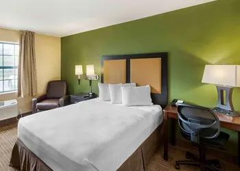 Extended Stay America Select Suites - Milwaukee - Waukesha hotel thumbnail 6