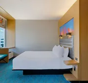 Aloft by Marriott Milwaukee Downtown hotel detail image 7